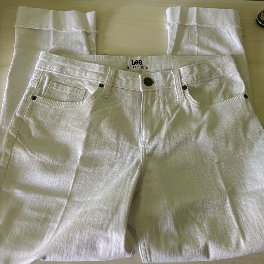 Lee White Straight Leg Jeans Versatile Summer Wear